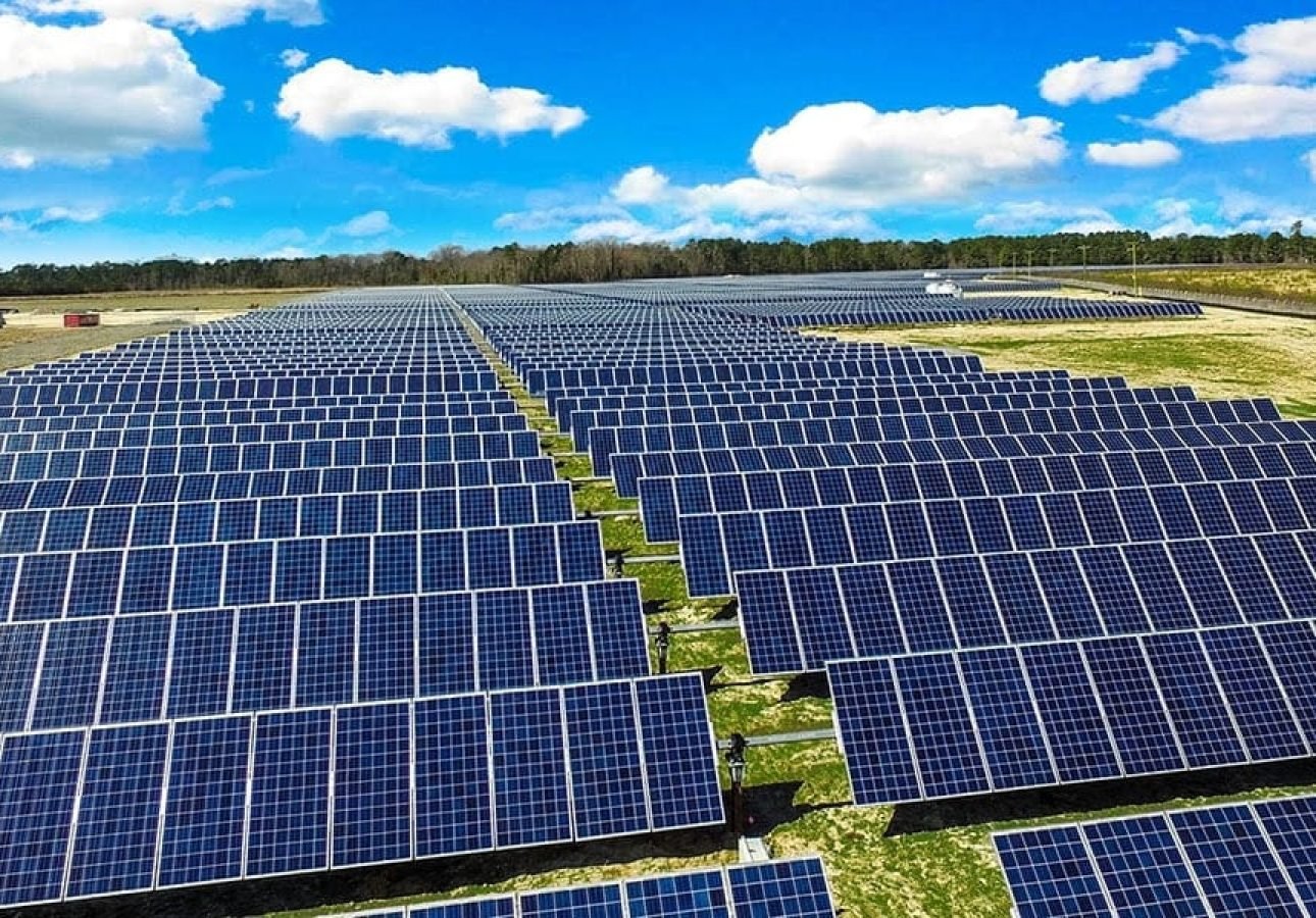 Nova política industrial reforça compromisso com a transição energética da fonte solar