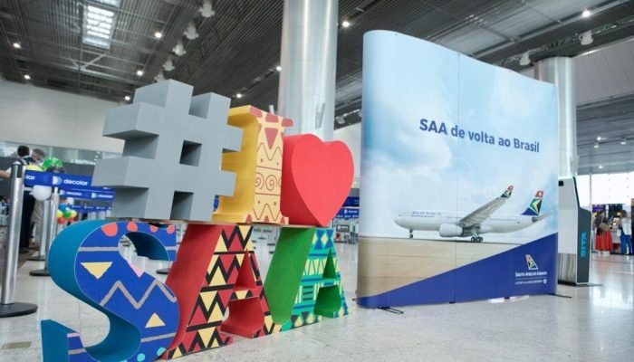 SAA comemora chegada do seu primeiro avião após anúncio da retomada dos voos
